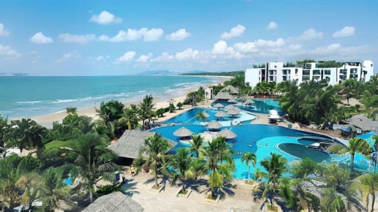 Dịch vụ thuê xe Carnival đi Hồ Tràm có tài xế từ TP.HCM chuyên nghiệp và sang trọng